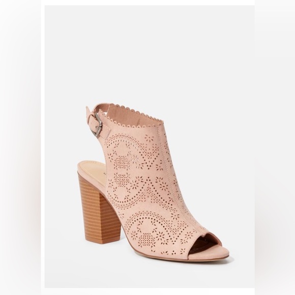 Berenice Heeled Sandal - Picture 2 of 4